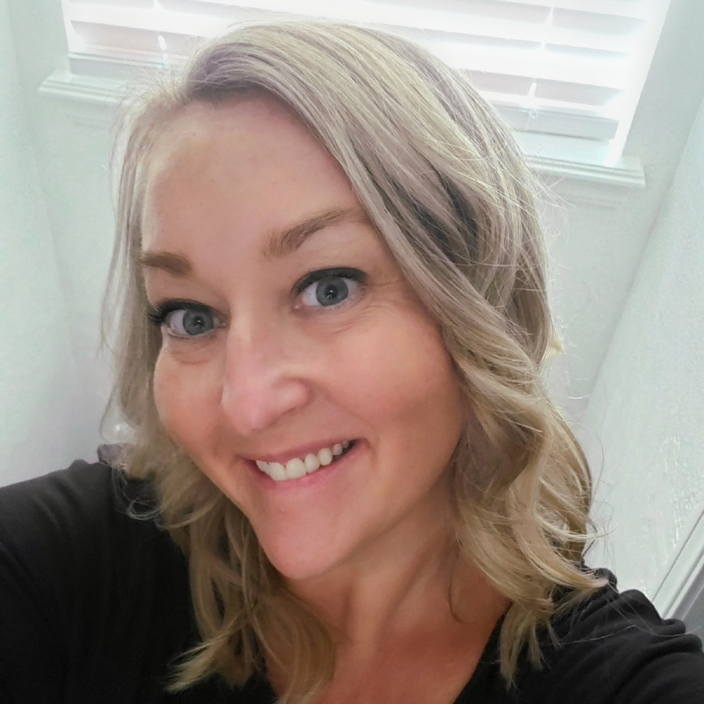 Meet your Posher, Tiffany